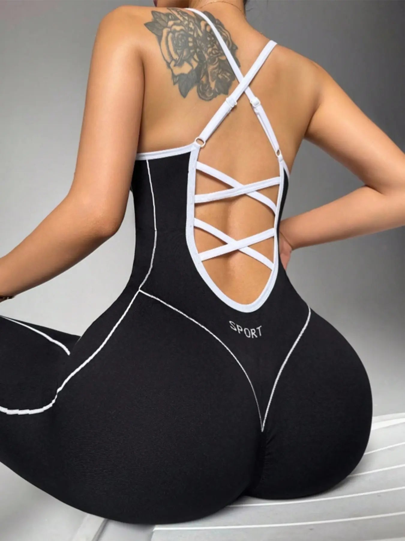 Women'S Seamless High Stretch Knit Halter Jumpsuit Tight Fit Nine-Quarter Pants, Back Cross Shoulder Straps, Outdoor Cycling Gym Yoga Daily Wear